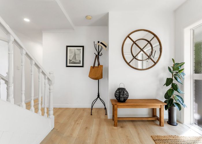  at 6 Puriri Place, Sandspit, Warkworth