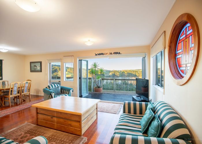  at 4 Robertson Street, Raglan, Raglan