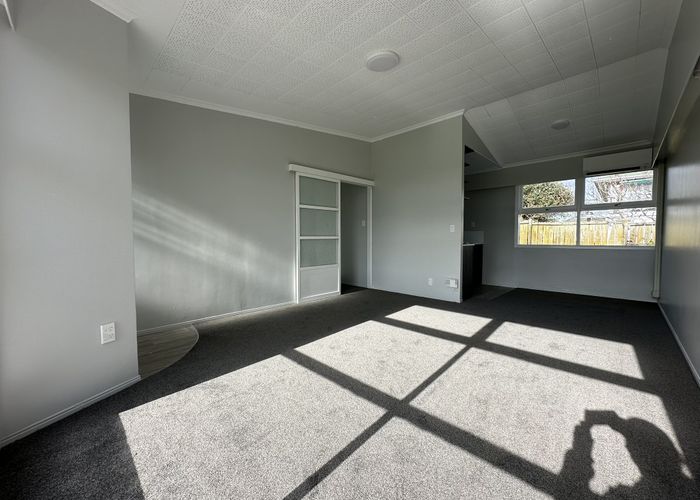  at 2/84A Royal View Road, Te Atatu South, Waitakere City, Auckland