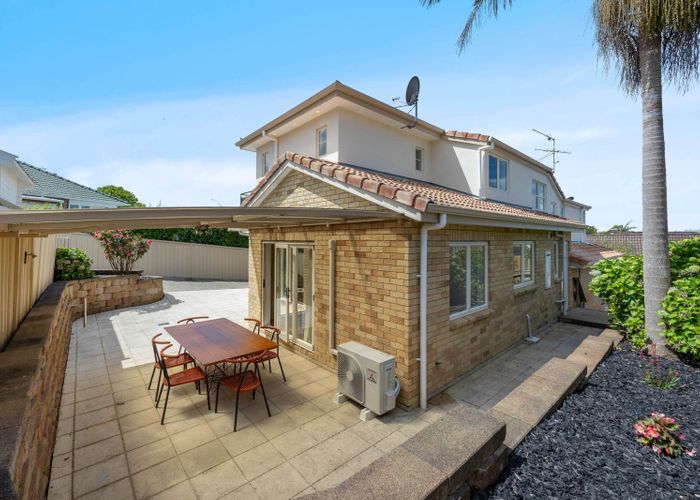  at 16a Botany Road, Howick, Manukau City, Auckland