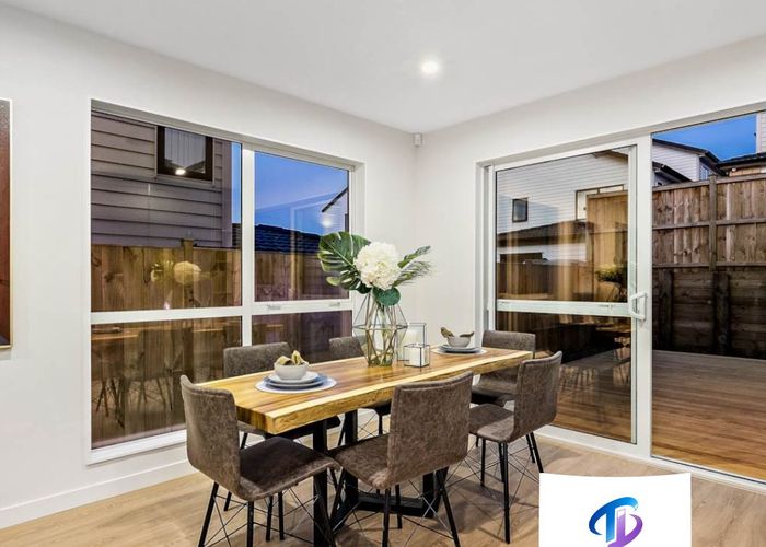  at 17 Bushfield Drive, Flat Bush, Manukau City, Auckland