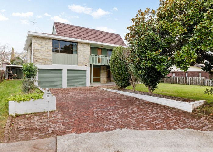  at 6 Upham Place, Chartwell, Hamilton