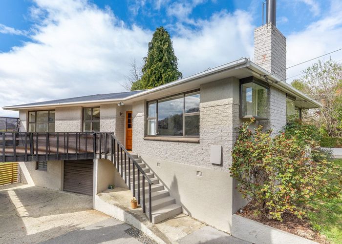  at 17 Colquhoun Street, Glenross, Dunedin, Otago