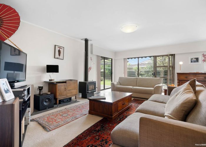 at 110 Racecourse Road, Waiuku, Waiuku