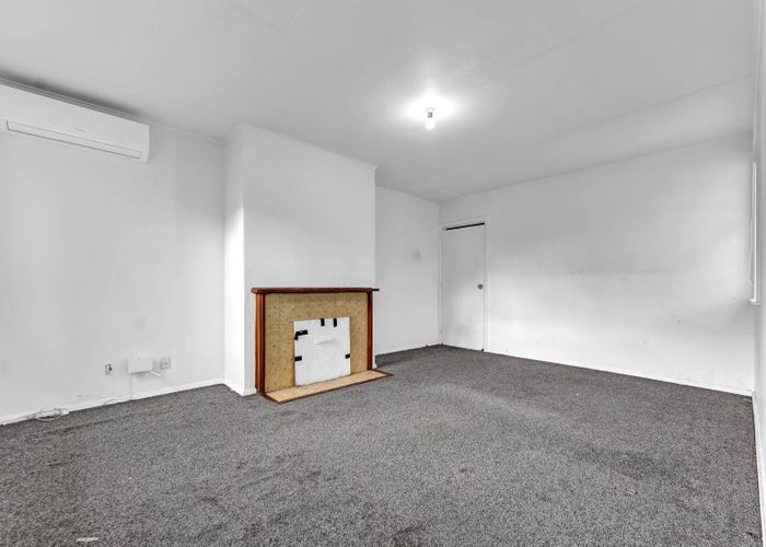  at 14 Nash Road, Mount Roskill, Auckland City, Auckland