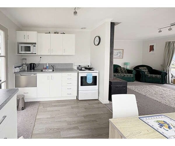  at 12 Hennessey Street, Foxton Beach, Horowhenua, Manawatu / Whanganui