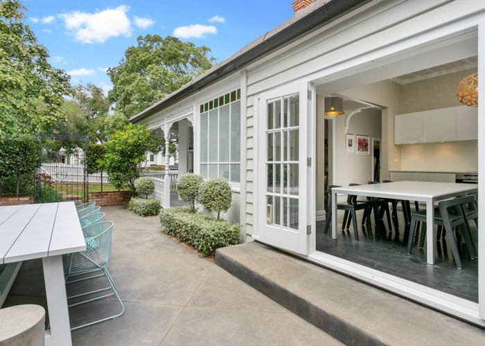  at 3 Armadale Road, Remuera, Auckland