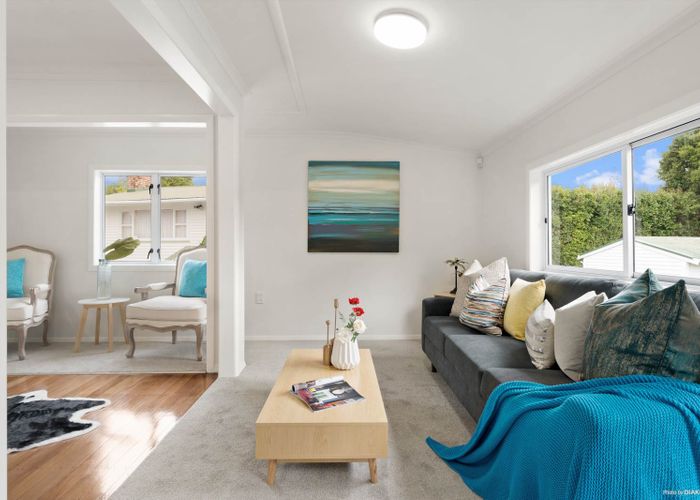  at 21 Golf Road, New Lynn, Auckland