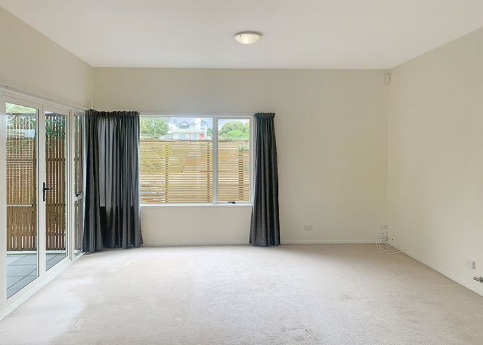  at 1/112 Clarence Street, Hamilton Lake, Hamilton