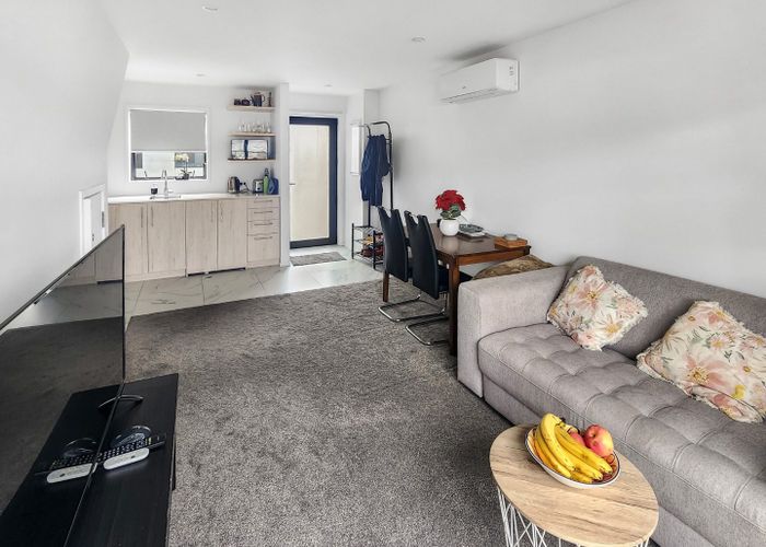  at 2/7 Ariki Street, Boulcott, Lower Hutt, Wellington