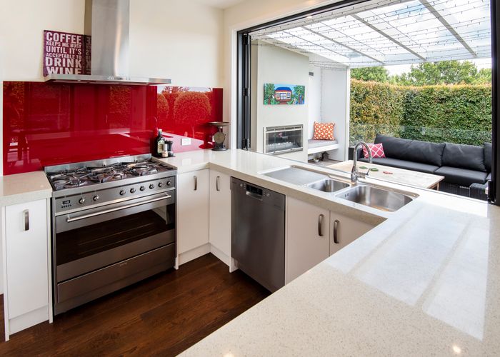  at 64 Uxbridge Road, Mellons Bay, Auckland