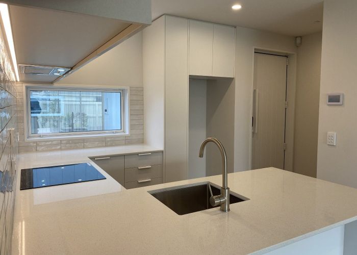  at 1-182 Edgeware Road, Edgeware, Christchurch City, Canterbury