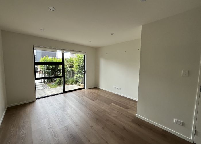  at 22 Jabuka Street, Henderson, Waitakere City, Auckland