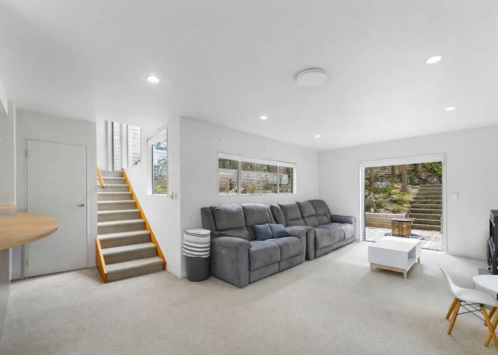  at 2/18 Orton Street, Glenfield, North Shore City, Auckland