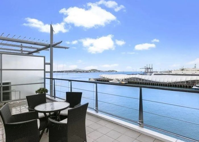  at 64/139 Quay Street, City Centre, Auckland City, Auckland