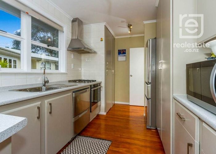  at 87 Mountbatten Avenue, Hillcrest, North Shore City, Auckland