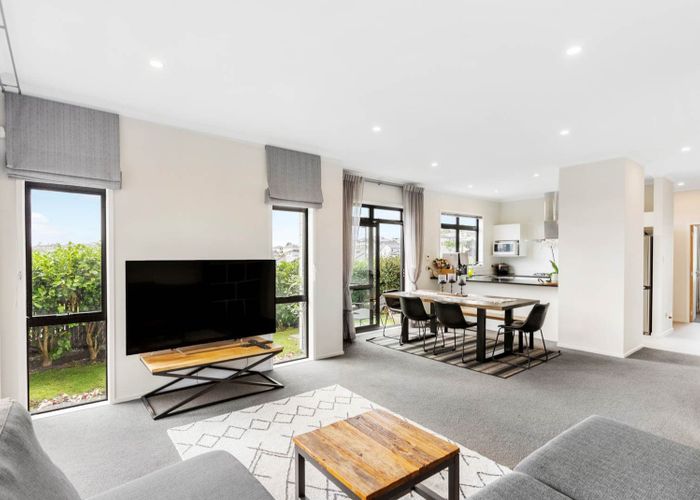  at 151 Bonair CREScent, Silverdale, Silverdale