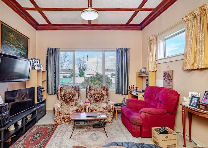  at 7 Denmark Street, Dannevirke, Tararua, Manawatu / Whanganui