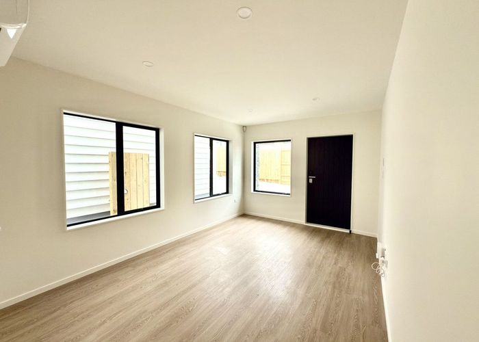  at 9D Lismore Place, Papatoetoe, Manukau City, Auckland