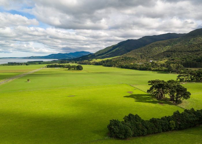 For sale Lot 2, 1072 Western Lake Road, Featherston, South Wairarapa