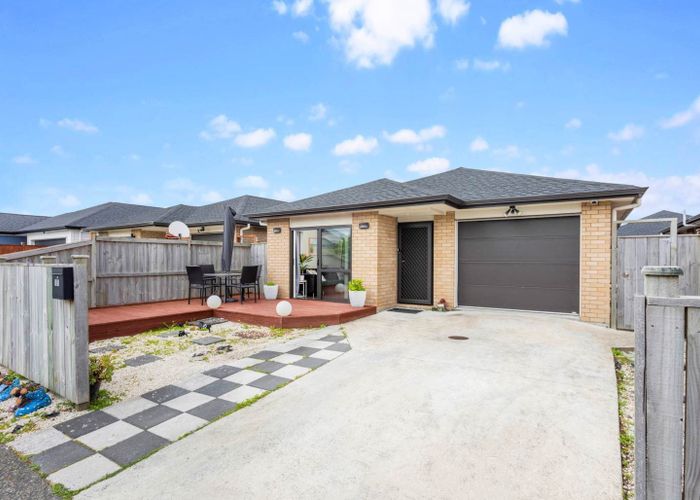  at 10 Silver Beech Street, Takanini, Papakura, Auckland