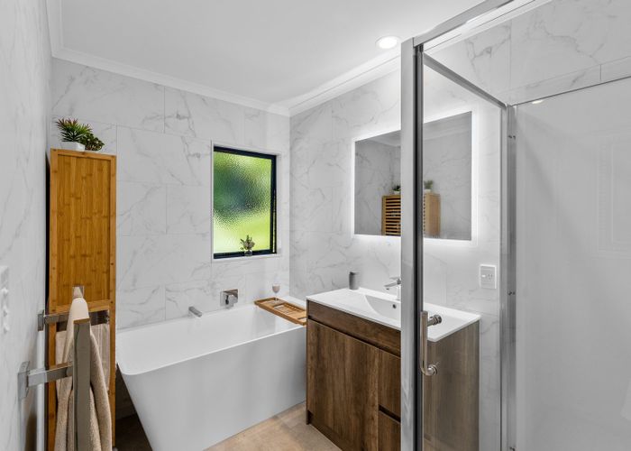  at 190 Welcome Bay Road, Welcome Bay, Tauranga, Bay Of Plenty