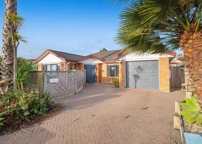  at 10 Angel Way, Stanmore Bay, Rodney, Auckland