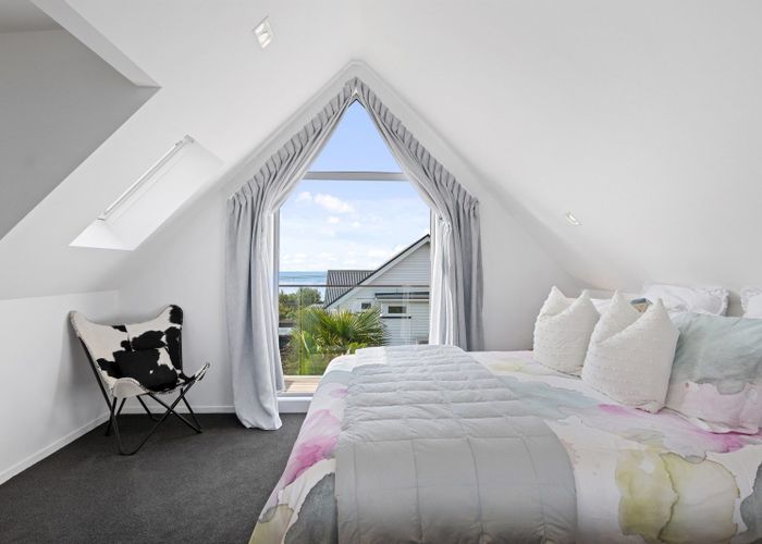  at 102A Esplanade, Sumner, Christchurch City, Canterbury