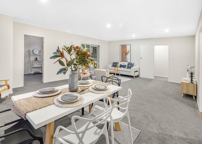  at 15 Kingsway Crescent, Forest Lake, Hamilton