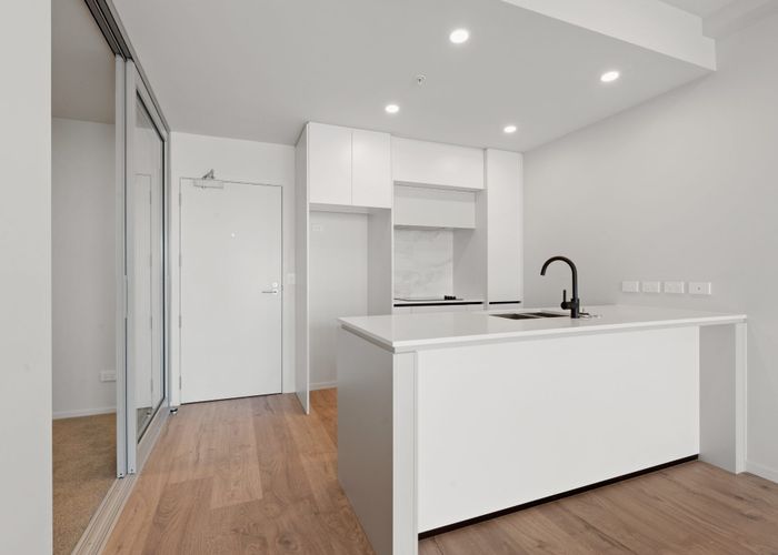  at 402/2A Munroe Lane, Albany, North Shore City, Auckland