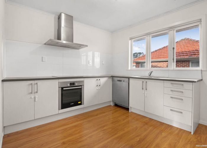  at 471 Richardson Road, Mount Roskill, Auckland