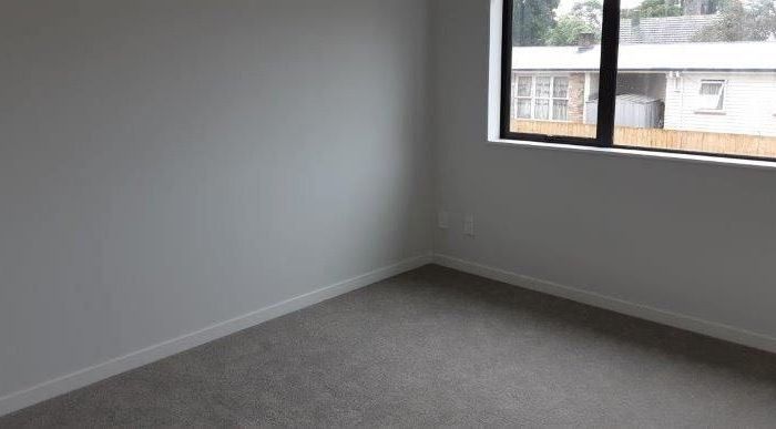  at 7D Holland Avenue, Point England, Auckland