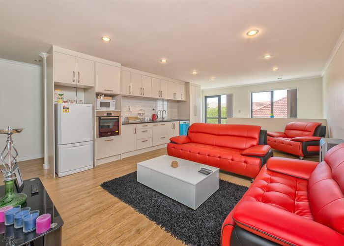  at 51 Saralee Drive, Manurewa, Auckland