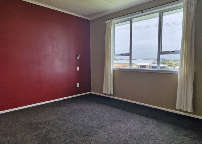  at 27 Simons Street, Moturoa, New Plymouth, Taranaki