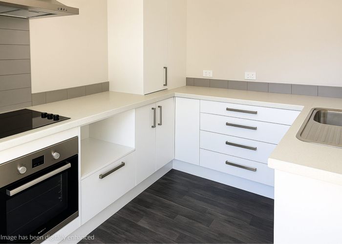  at 2/11 Jones Crescent, Melville, Hamilton, Waikato