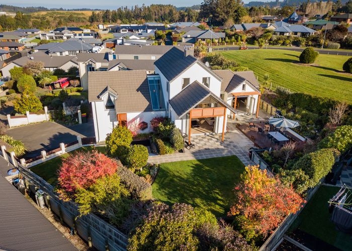  at 11 Holyport Close, Fairfield, Dunedin