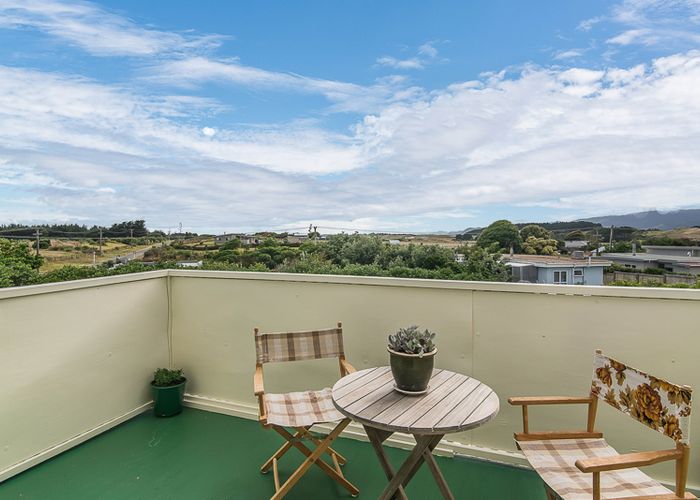  at 1 Gawler Street, Te Horo Beach