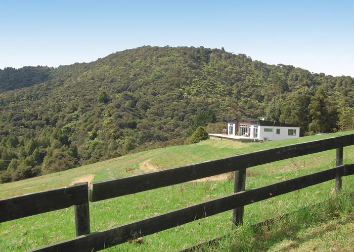  at 2587 State Highway 1, Brynderwyn, Maungaturoto