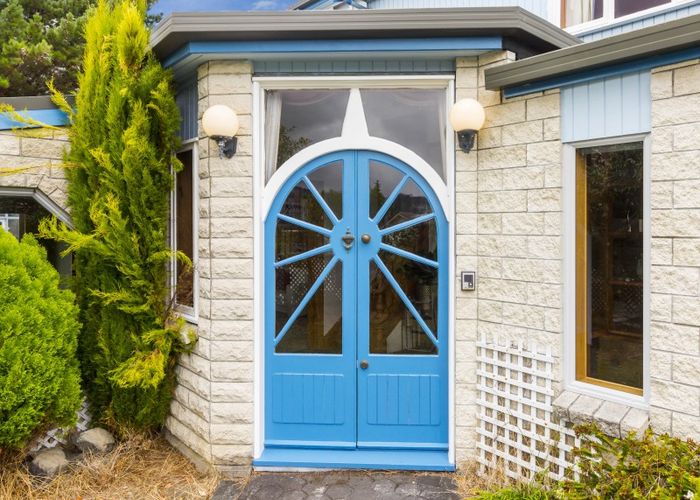  at 27 Seymour Grove, Kingsley Heights, Upper Hutt