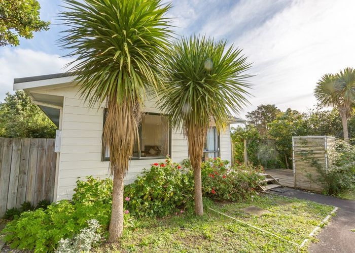  at 14A Driver Crescent, Cannons Creek, Porirua