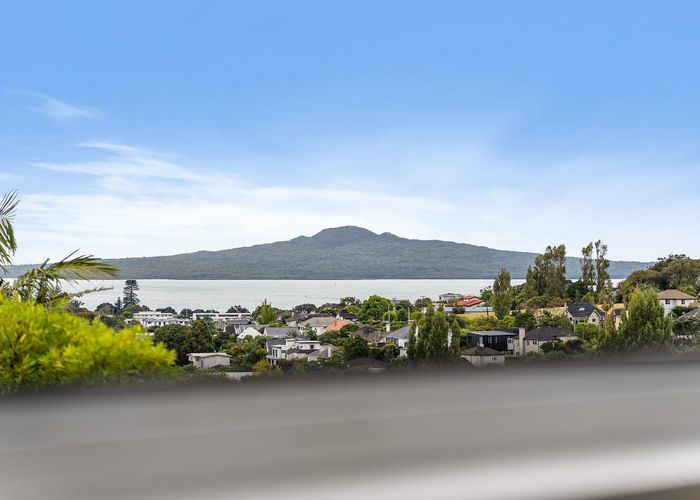  at 3 Godden Crescent, Orakei, Auckland
