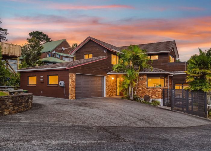  at 73B Park Rise, Campbells Bay, North Shore City, Auckland