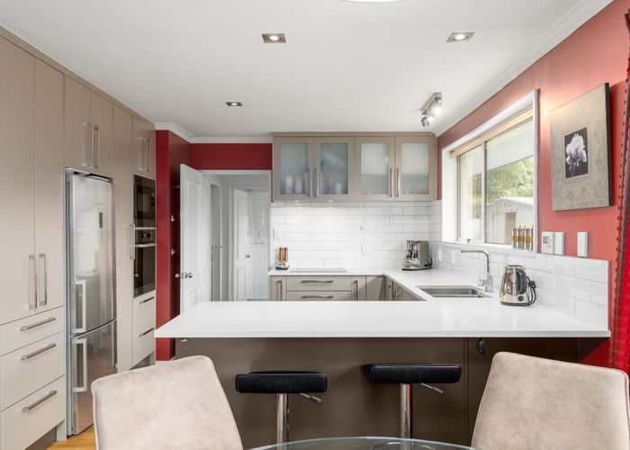  at 2a Woodlau Rise, Cashmere, Christchurch City, Canterbury