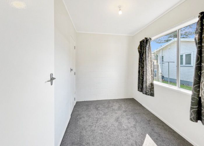  at 2/83 Favona Road, Favona, Manukau City, Auckland