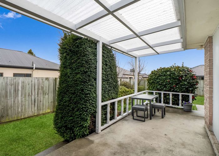  at 402 Yaldhurst Road, Russley, Christchurch City, Canterbury