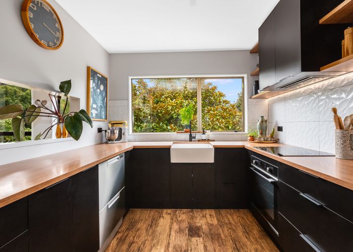  at 2 Pohue Grove, Stokes Valley, Lower Hutt