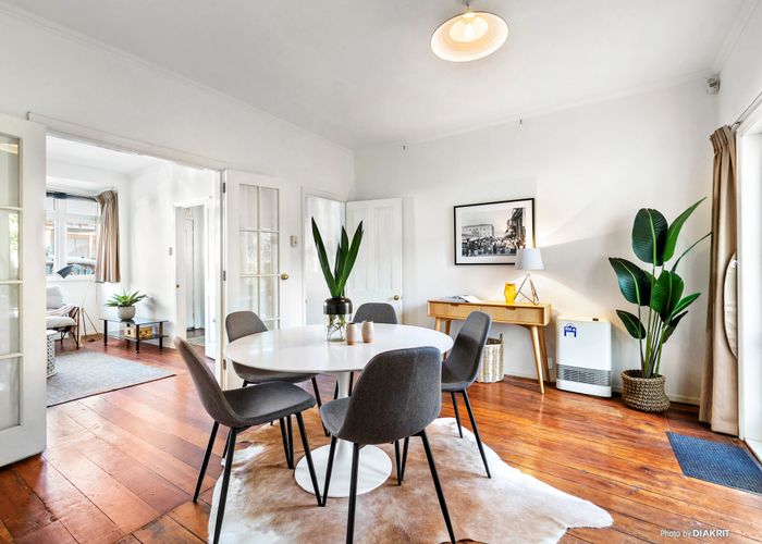  at 15 Green Street, Newtown, Wellington