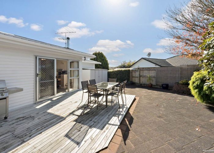  at 17 Kimber Hall Avenue, Mount Roskill, Auckland City, Auckland