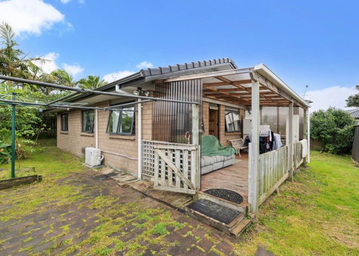  at 9 & 9A Malvina Place, Bucklands Beach, Manukau City, Auckland