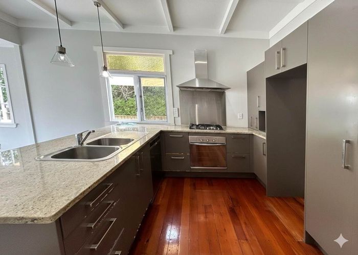  at 35A Queensway, Three Kings, Auckland City, Auckland